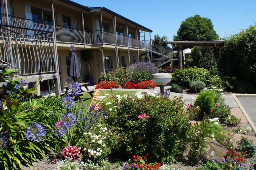 Taylors Motel Ашбертон Экстерьер фото