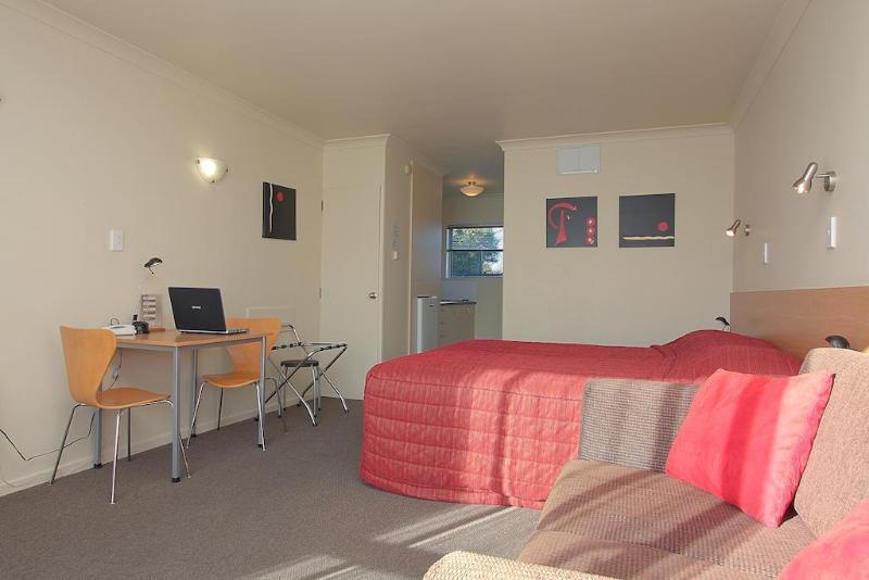Taylors Motel Ашбертон Экстерьер фото